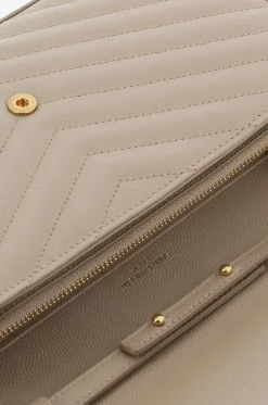 Brieftasche mit Kettengurt aus gestepptem Leder Cassandre