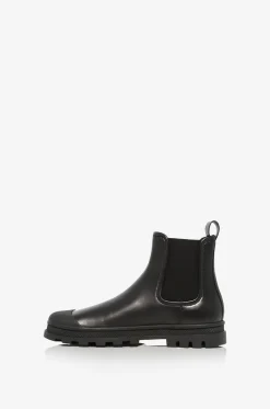 Chelsea-Stiefeletten aus Glattleder mit Gummikappen