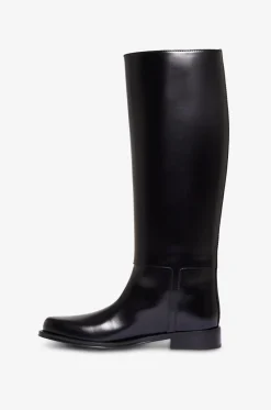 Flache Stiefel aus glattem glänzendem Leder Julia 25