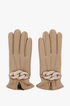 Handschuhe mit Ketten