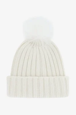 Mütze mit Bommel
