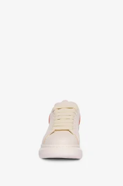 Niedrige Glattleder-Sneakers mit genarbtem Leder Oversized
