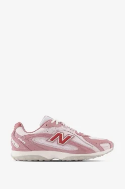 Niedrige Schnürsneakers aus Stoff und Leder 204L