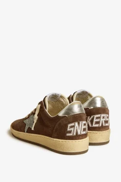 Niedrige Used-Look-Wildledersneakers mit Glitterstern Ball Star