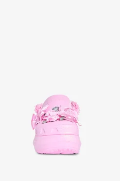 Plateau-Pantoletten aus Gummi mit Charms Crocs Jibbitz