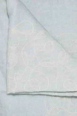 Rechteckiger Schal aus besticktem Kaschmir Doodle