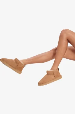 Shearling-gefütterte Wildlederstiefeletten W Classic Ultra Mini