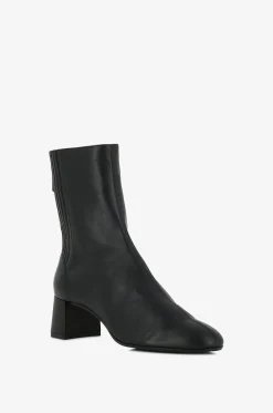 Stiefeletten mit Absatz