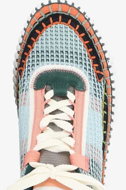 Umweltfreundliche niedrige Sneakers aus Mesh Nama