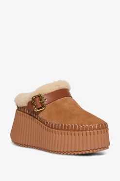 Wildleder-Mules mit Riemen Nama